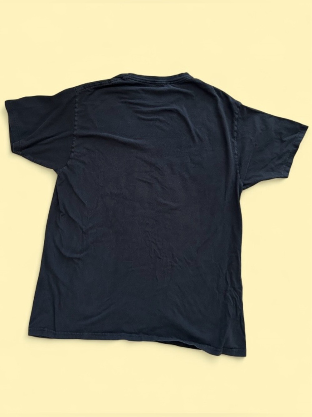 One Piece Luffy Ripple Junction Graphic Tee - Size L - Picture 4 of 4